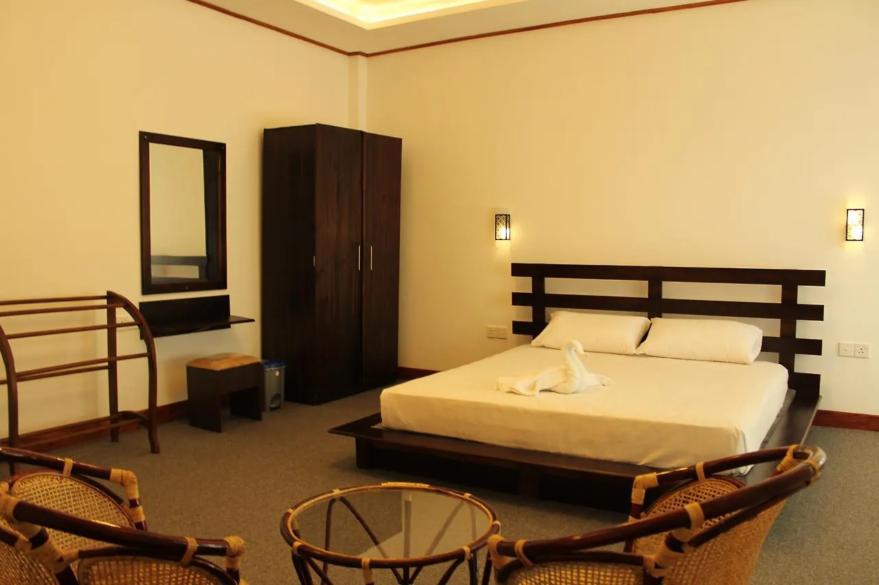 Nico Lagoon Hotel Negombo